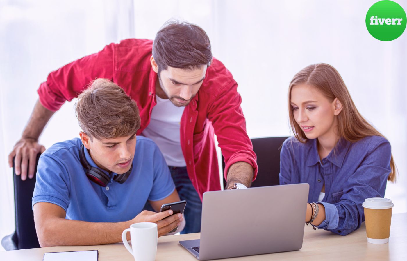 Fiverr, c’est quoi ? Découvrez la plateforme incontournable pour trouver des freelance pas cher et des services en ligne